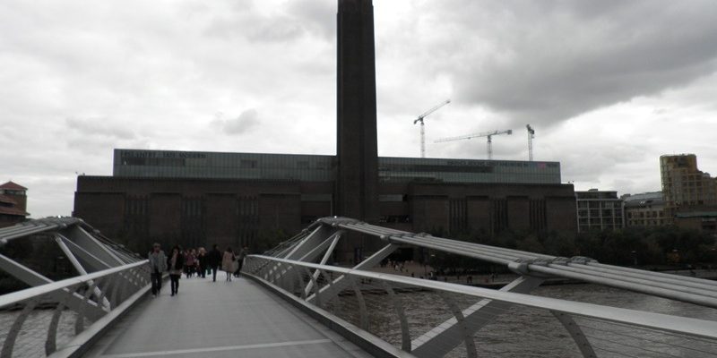 London 2009: Kisah hari ke-2 – Part 3 – Tate Modern, Millenium Bridge & Edgware Road