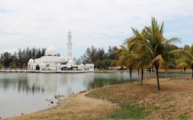 Carpacker 2015 - Pantai Timur - #10 Makan Tengahari Gaya Rare dan Masjid Terapung