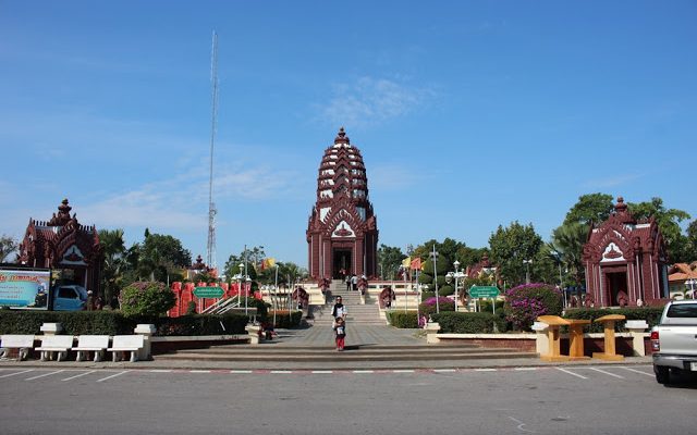 Kembara Thailand - Laos: Day 4 - Part 1 - City Pillar Shrine di Prachuap Khiri Khan