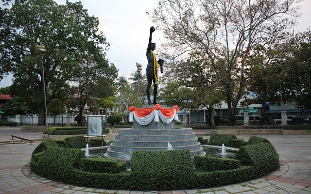 Kembara Thailand - Laos: Day 4 - Part 6 - Pone Kingpeth Park dan Bluport Shopping Mall di Hua Hin