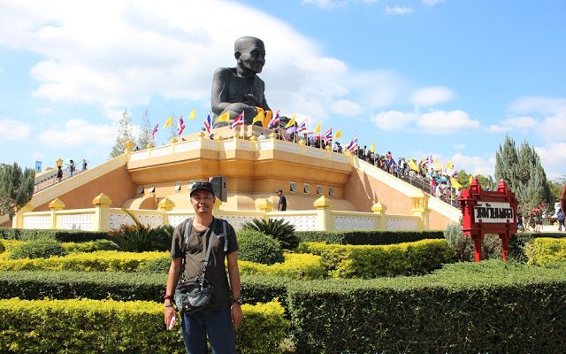 Kembara Thailand - Laos: Day 5 - Part 2 - Wat Hua Mongkol