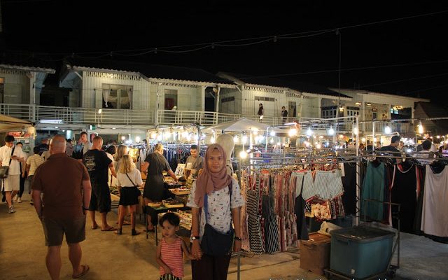 Kembara Thailand - Laos: Day 5 - Part 5 - Chatsila Night Market di Hua Hin