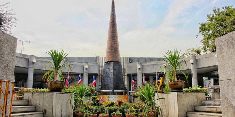 Kembara Thailand - Laos: Day 9 - Part 2 - 14 October Memorial & Democracy Monument